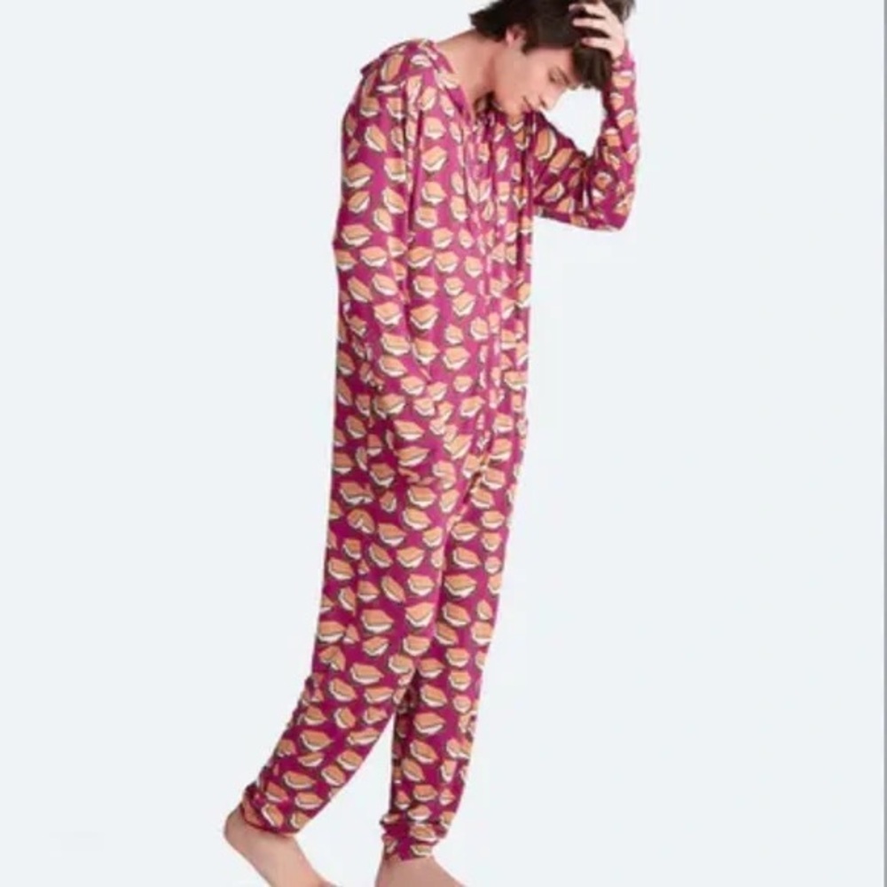 MeUndies S’mores Unisex Onesie